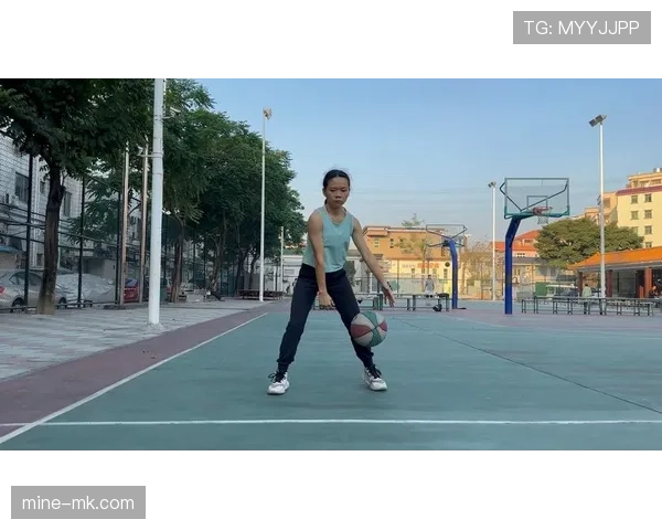 篮球新手必看：运球变向规则详解及常见错误解析